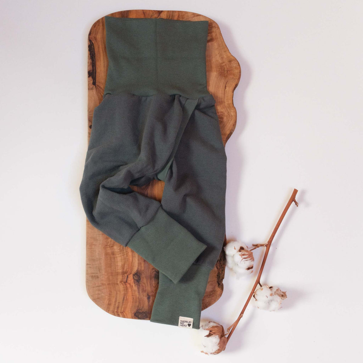 Kuschelige Split-Pants aus Bio-Baumwolle